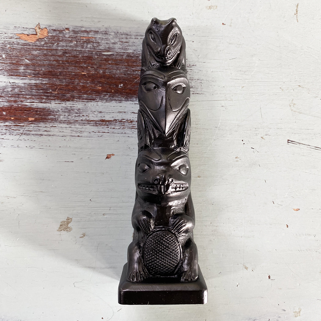 Bear totem figurine