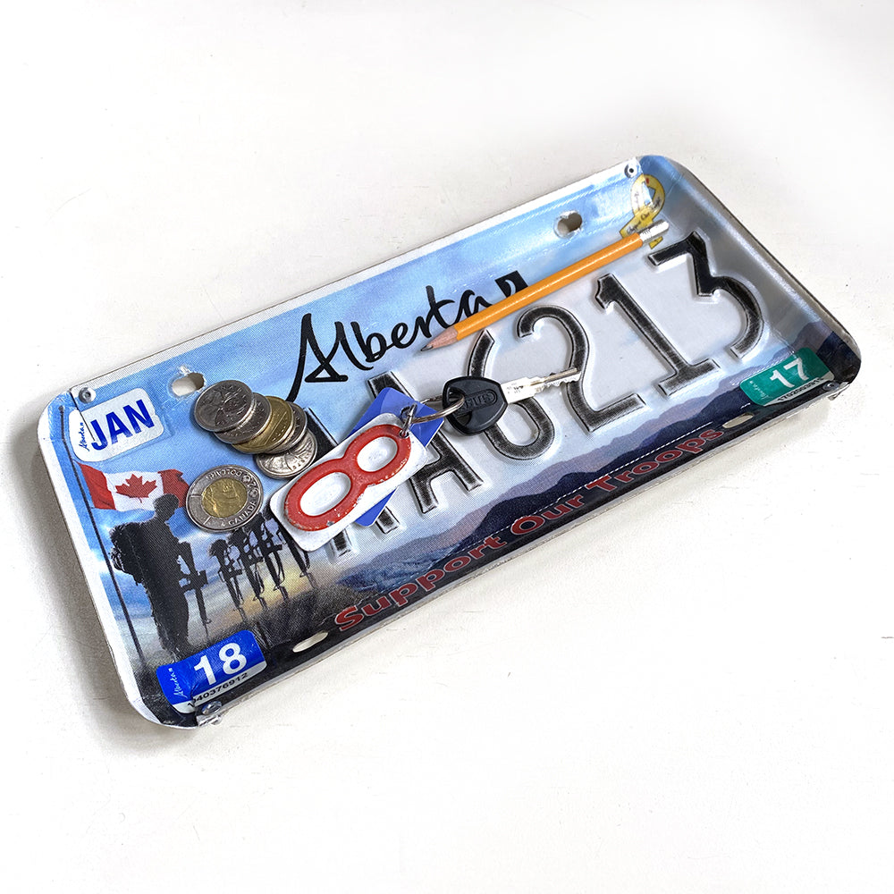 Recycled License Plate Tray